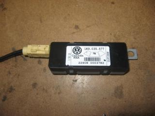 усилитель антенны Volkswagen Golf 5 поколение 2007, 1.9 л., TDi, BLS, дизель, МКПП, черный, универсал, передний привод, 1K9035577
