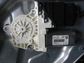 моторчик стеклоподъемника задний левый Volkswagen Golf 5 поколение 2007, 1.9 л., TDi, BLS, дизель, МКПП, черный, универсал, передний привод, 1K0959703AG