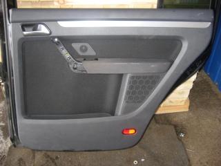 обшивка двери задняя правая Volkswagen Touran 1 поколение [рестайлинг] 2009, 2.0 л., TDi, BMN, дизель, МКПП, черный, минивэн, передний привод