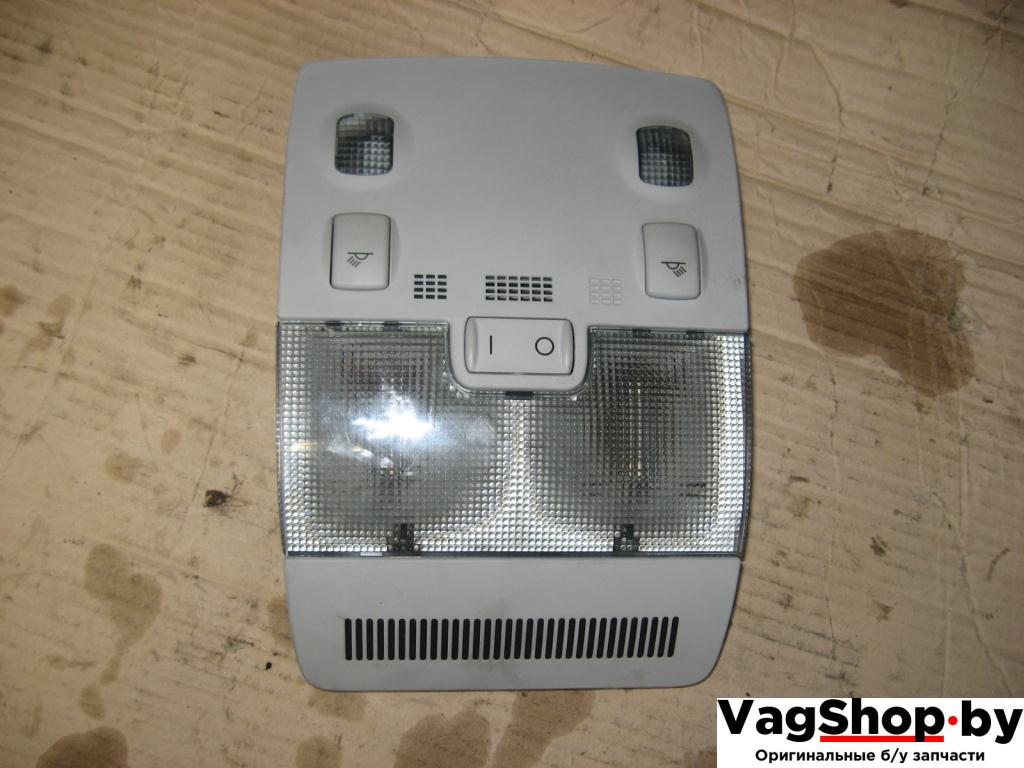фонарь салона (плафон) Audi A4 B7 2007, 3.0 л., TDi, ASB, дизель, МКПП, серый, универсал, полный привод, 8E0947135A - фото №1