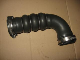 патрубок интеркулера Audi A4 B7 2007, 3.0 л., TDi, ASB, дизель, МКПП, серый, универсал, полный привод, 8E0145738D