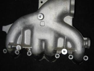 коллектор впускной Volkswagen Caddy 3 поколение 2006, 1.9 л., TDi, BJB, дизель, МКПП, синий светлый, минивэн, передний привод, 03G129713B