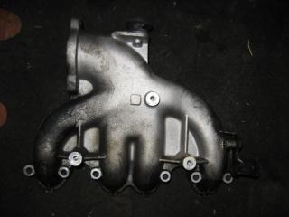 коллектор впускной Volkswagen Sharan 1 поколение [рестайлинг] 2003, 1.9 л., TDi, ASZ, дизель, МКПП, черный, минивэн, передний привод, 038129713AG