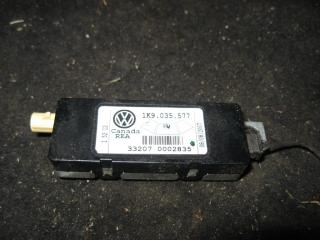 усилитель антенны Volkswagen Golf 5 поколение 2007, 1.9 л., TDi, BLS, дизель, МКПП, черный, универсал, передний привод, 1K9035577