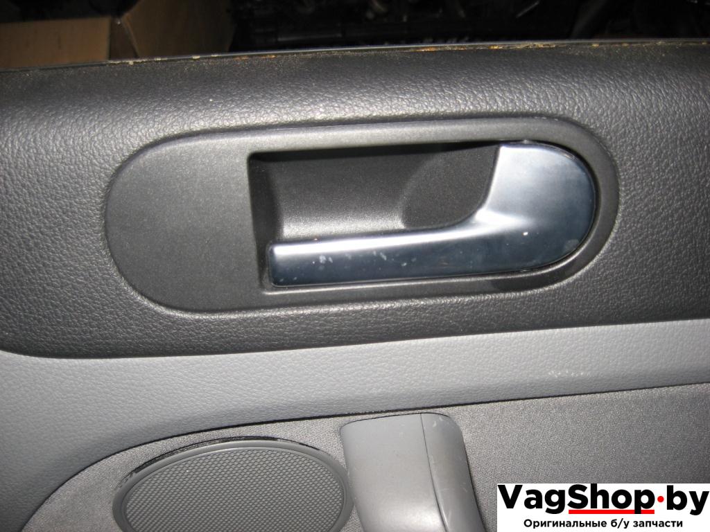 ручка внутренняя передняя правая Volkswagen Golf Plus 1 поколение 2008, 1.9 л., TDi, BKC, дизель, МКПП, серебро, хетчбэк 5 дв., передний привод - фото №1