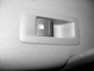 кнопка открытия лючка топливного бака Volkswagen Golf Plus 1 поколение 2008, 1.9 л., TDi, BKC, дизель, МКПП, серебро, хетчбэк 5 дв., передний привод