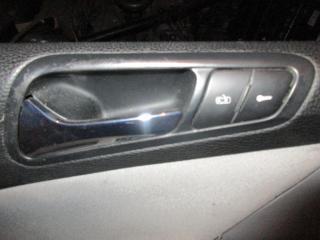ручка внутренняя передняя левая Volkswagen Passat B6 2006, 2.0 л., TFSI, BWA, бензин, МКПП, серый, универсал, передний привод