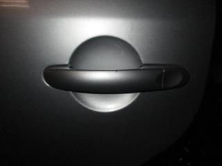 ручка наружная задняя левая Volkswagen Touran 1 поколение 2004, 2.0 л., TDi, BKD, дизель, АКПП, серебро, минивэн, передний привод