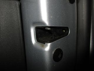 замок двери передней правой Volkswagen Passat B6 2006, 1.9 л., TDi, BLS, дизель, МКПП, серебро, универсал, передний привод