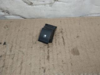 кнопка открытия лючка топливного бака Volkswagen Golf 5 поколение 2005, 2.0 л., TDi, BMM, дизель, АКПП, черный, хетчбэк 5 дв., передний привод, 7L6959833B