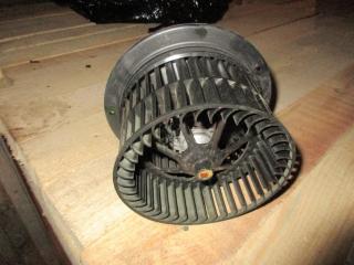 моторчик печки Volkswagen Sharan 1 поколение [рестайлинг] 2003, 1.9 л., TDi, ASZ, дизель, МКПП, черный, минивэн, передний привод, 7M0819021