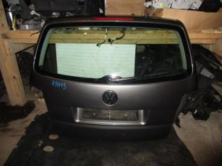 петля крышки багажника Volkswagen Touran 1 поколение [рестайлинг] 2008, 2.0 л., TDi, BMM, дизель, АКПП, серый, минивэн, передний привод, 1J9827301