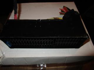 блок предохранителей Volkswagen Touran 1 поколение [рестайлинг] 2008, 2.0 л., TDi, BMM, дизель, АКПП, серый, минивэн, передний привод