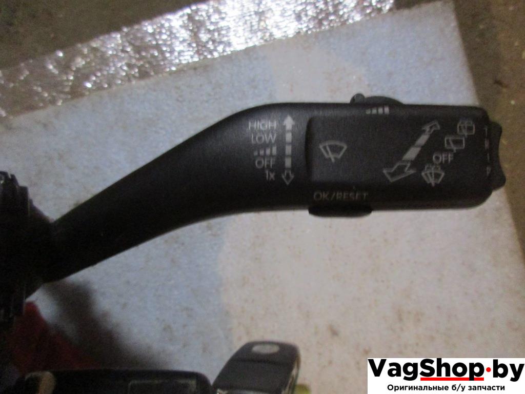 переключатель дворников Volkswagen Golf 5 поколение 2007, 1.9 л., TDi, BLS, дизель, МКПП, черный, универсал, передний привод, 1K0953519J - фото №1