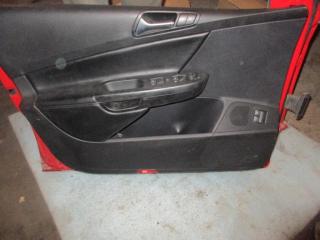 ручка внутренняя передняя левая Volkswagen Passat B6 2010, 2.0 л., TDi, CBB, дизель, АКПП, красный, универсал, полный привод