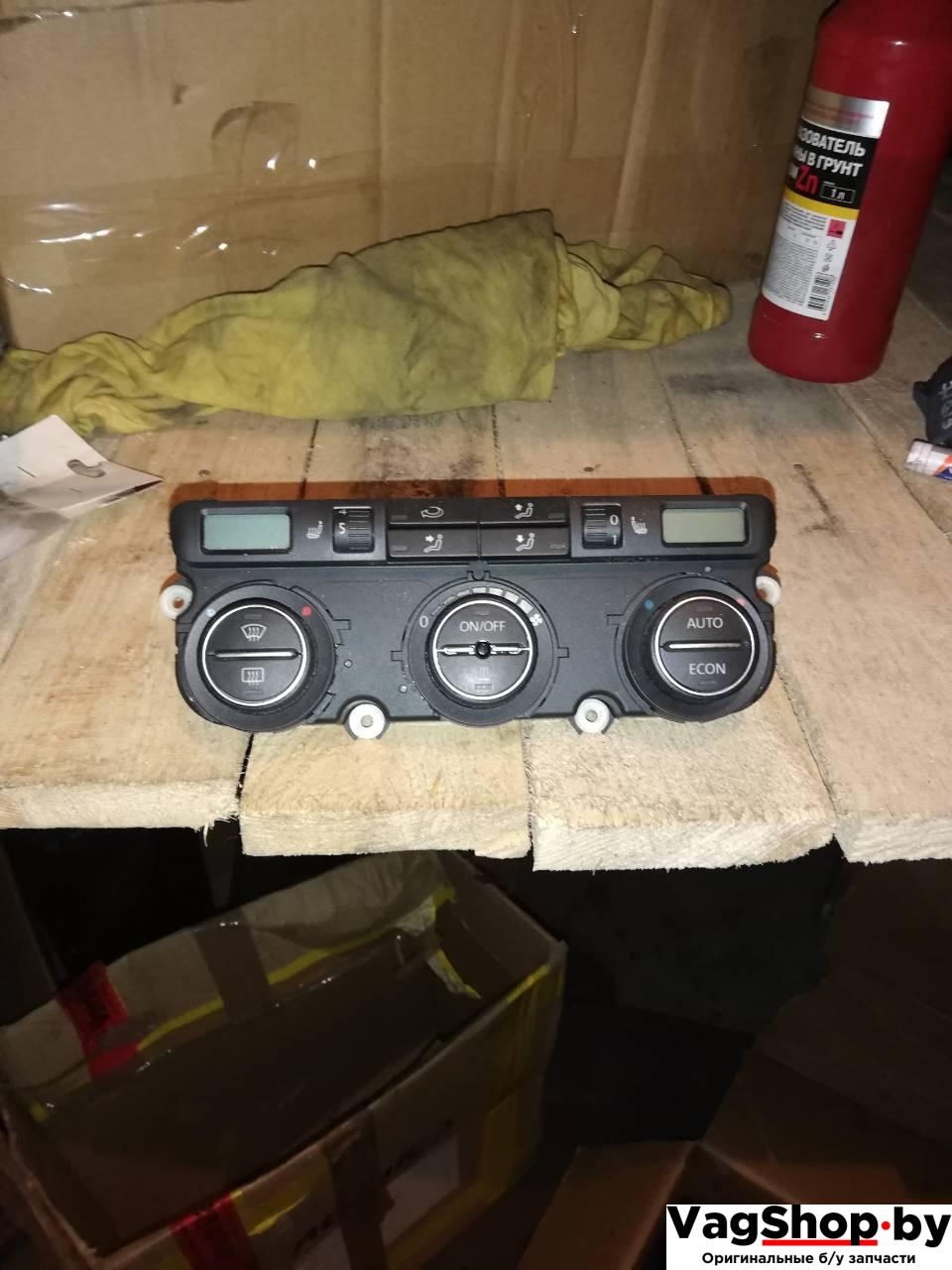 блок управления печки / климат-контроля Volkswagen Passat B6 2006, 2.0 л., TFSI, BWA, бензин, МКПП, серый, универсал, передний привод, 3C0907044AB - фото №1