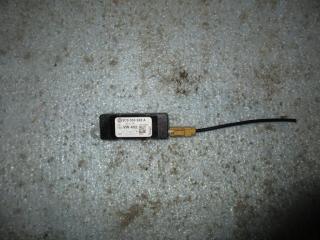 усилитель антенны Volkswagen Passat B6 2006, 2.0 л., TFSI, BWA, бензин, МКПП, серый, универсал, передний привод, 3C9035552A