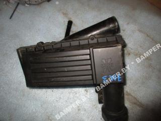 корпус воздушного фильтра Volkswagen Golf Plus 1 поколение 2007, 1.9 л., TDi, BLS, дизель, МКПП, сине-зеленый хамелеон, хетчбэк 5 дв., передний привод