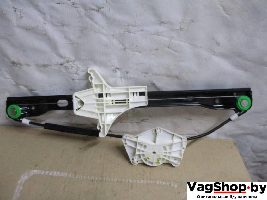 стеклоподъемник электрический задний левый Volkswagen Golf Plus 1 поколение 2007, 1.9 л., TDi, BLS, дизель, МКПП, сине-зеленый хамелеон, хетчбэк 5 дв., передний привод - фото №1