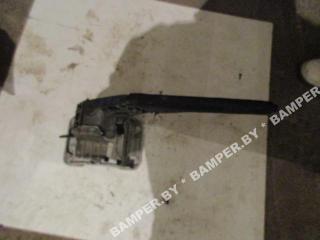 рычаг ручного тормоза (ручника) Volkswagen Touran 1 поколение [рестайлинг] 2008, 1.9 л., TDi, BLS, дизель, МКПП, серебро, минивэн, передний привод, 1T1711303G