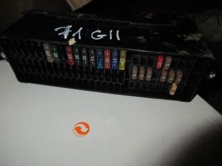 блок предохранителей Volkswagen Touran 1 поколение [рестайлинг] 2008, 1.9 л., TDi, BLS, дизель, МКПП, серебро, минивэн, передний привод