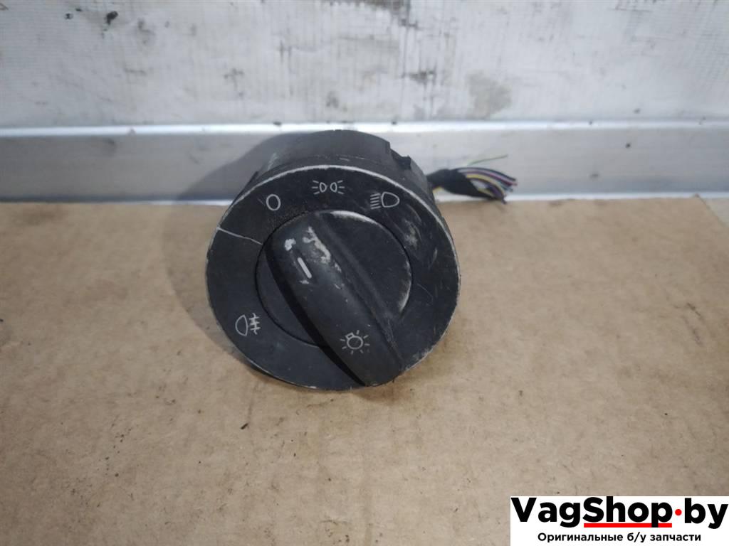 переключатель света Volkswagen Touran 1 поколение 2006, 1.9 л., TDi, BKC, дизель, МКПП, серебро, минивэн, передний привод, 1T0941431B - фото №1