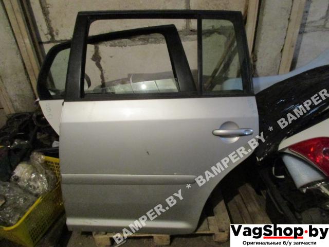 ручка наружная задняя левая Volkswagen Touran 1 поколение 2006, 1.9 л., TDi, BKC, дизель, МКПП, серебро, минивэн, передний привод - фото №1