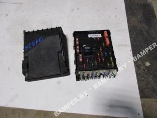 крышка блока предохранителей Volkswagen Passat B6 2008, 2.0 л., TDi, BMP, дизель, МКПП, серебро, универсал, передний привод, 1K0937132F