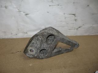 кронштейн КПП Audi A8 D3/4E [2-й рестайлинг] 2008, 4.2 л., FSI, BVJ, бензин, АКПП, черный, седан, полный привод, 4E0399114AQ