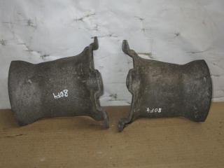 пыльник Audi A8 D3/4E [2-й рестайлинг] 2008, 4.2 л., FSI, BVJ, бензин, АКПП, черный, седан, полный привод, 4E0501713C