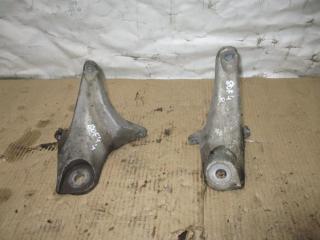 кронштейн КПП Audi A8 D3/4E [2-й рестайлинг] 2008, 4.2 л., FSI, BVJ, бензин, АКПП, черный, седан, полный привод, 4E0399113AM, 4E0399114AT