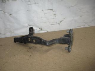 крепление ( кронштейн ) крыла Volkswagen Touareg 1 поколение [рестайлинг] 2008, 3.0 л., TDi, BKS, дизель, АКПП, черный, внедорожник 5 дв., полный привод, 7L0805734