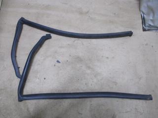 уплотнитель Volkswagen Touareg 1 поколение [рестайлинг] 2008, 3.0 л., TDi, BKS, дизель, АКПП, черный, внедорожник 5 дв., полный привод, 7L0839761D