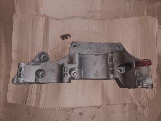 кронштейн (крепление) Volkswagen Beetle A4_Restyling 2008, 1.6 л., i, бензин, АКПП, хетчбэк 5 дв., 06A903143P