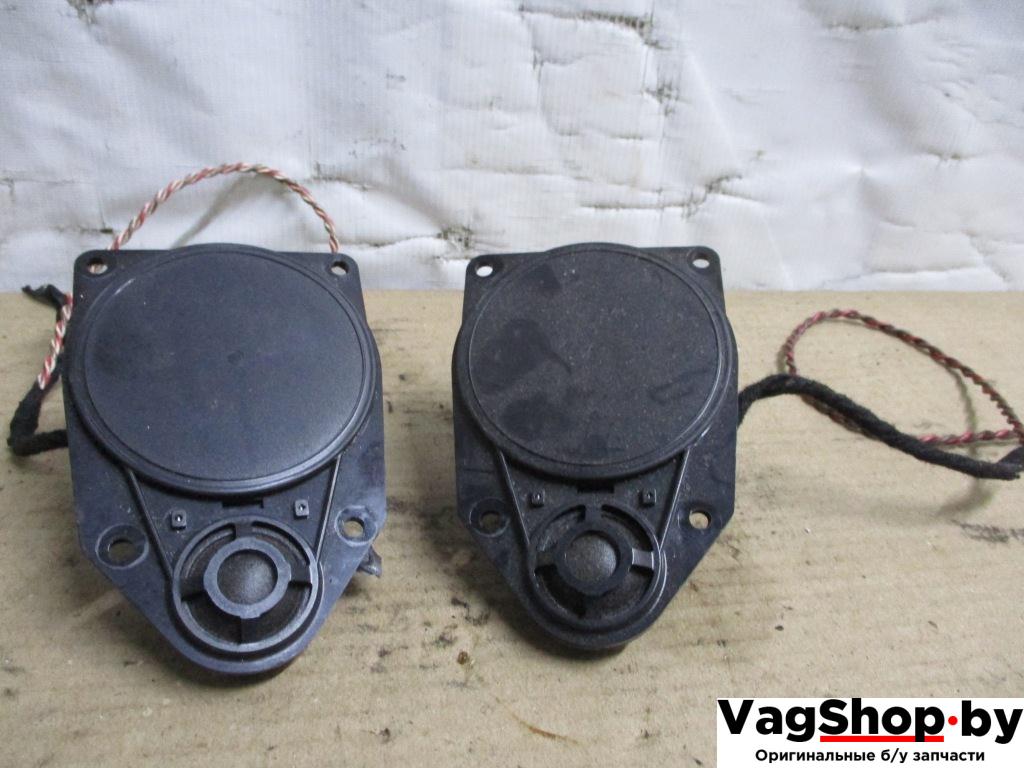 динамик высокочастотный (пищалка) Volkswagen Touran 1 поколение 2005, 2.0 л., TDi, AZV, дизель, МКПП, черный, минивэн, передний привод, 1T0035411P - фото №1