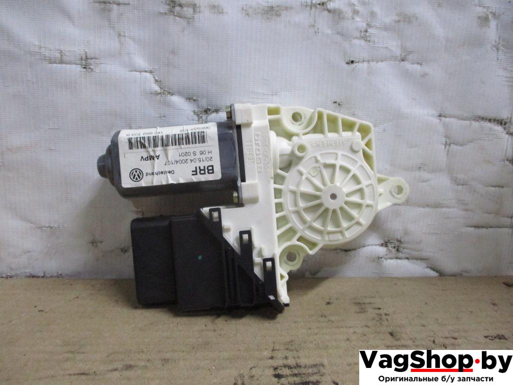 моторчик стеклоподъемника задний левый Volkswagen Touran 1 поколение 2005, 2.0 л., TDi, AZV, дизель, МКПП, черный, минивэн, передний привод, 1K0959703B - фото №1