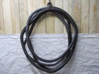 уплотнитель Volkswagen Touran 1 поколение 2005, 2.0 л., TDi, AZV, дизель, МКПП, черный, минивэн, передний привод, 1T0867913H