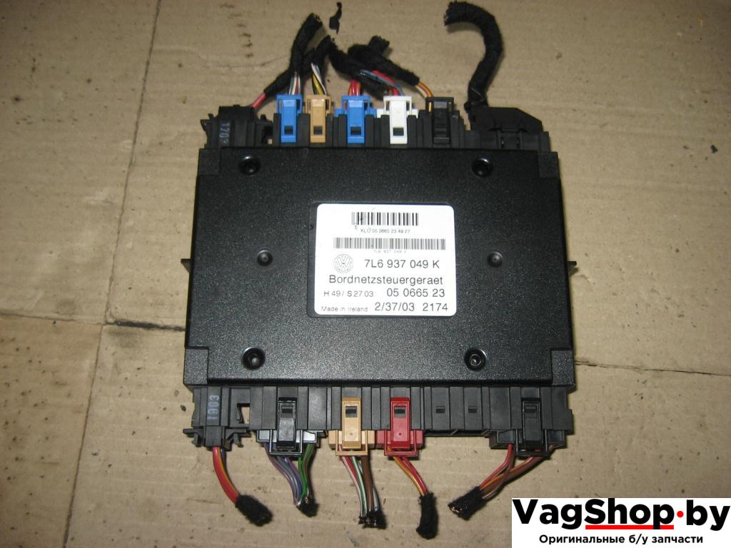 Блок управления BCM (Body Control Module) Volkswagen Touareg 1 поколение 2004, 4.2 л., i, AXQ, бензин, АКПП, белый, внедорожник 5 дв., полный привод, 7L6937049K - фото №1