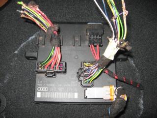 Блок управления BCM (Body Control Module) Audi A4 B7 2006, 2.0 л., TDi, BPW, дизель, МКПП, черный, универсал, передний привод, 8E0907279N
