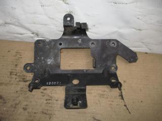 кронштейн (крепление) Volkswagen Sharan 1 поколение [рестайлинг] 2001, 1.9 л., TDi, AUY, дизель, МКПП, зеленый, минивэн, передний привод, 7M3133778L