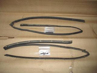 уплотнитель Volkswagen Sharan 1 поколение [рестайлинг] 2001, 1.9 л., TDi, AUY, дизель, МКПП, серебро, минивэн, передний привод, 7M3839787, 7M3839788