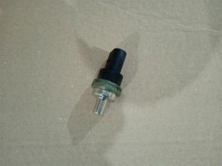 Датчик температуры топлива Volkswagen Sharan 1 поколение [рестайлинг] 2001, 1.9 л., TDi, AUY, дизель, МКПП, зеленый, минивэн, передний привод, 038906081B