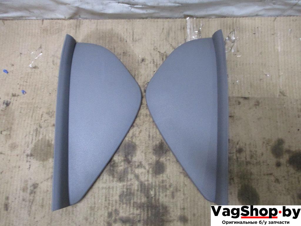 накладка на торпедо (консоль) Volkswagen Golf Plus 1 поколение 2005, 1.9 л., TDi, BKC, дизель, МКПП, серый, хетчбэк 5 дв., передний привод, 5M0858247, 5M0858248 - фото №1