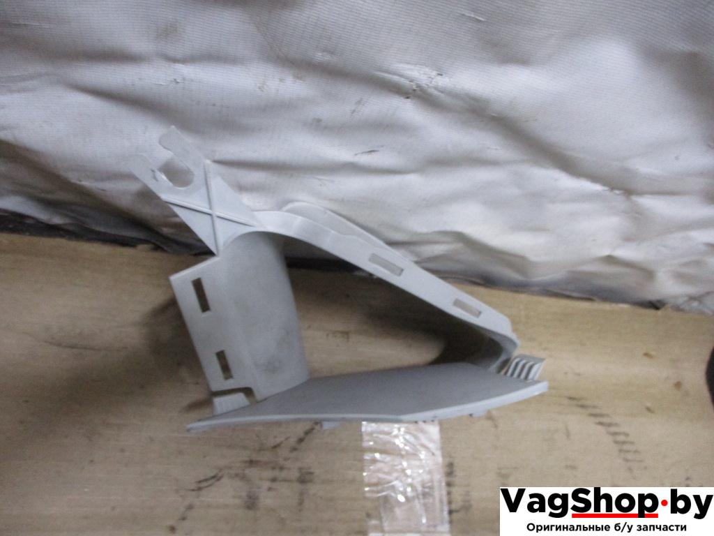 обшивка стойки передней левой Volkswagen Golf Plus 1 поколение 2005, 1.9 л., TDi, BKC, дизель, МКПП, серый, хетчбэк 5 дв., передний привод, 5M0858335B - фото №1