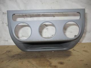 накладка на торпедо (консоль) Volkswagen Golf Plus 1 поколение 2005, 1.9 л., TDi, BKC, дизель, МКПП, серый, хетчбэк 5 дв., передний привод, 5M0820039B