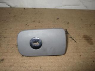 замок бардачка Volkswagen Golf Plus 1 поколение 2005, 1.9 л., TDi, BKC, дизель, МКПП, серый, хетчбэк 5 дв., передний привод