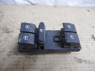 кнопка стеклоподъемника переднего левого Volkswagen Golf Plus 1 поколение 2005, 1.9 л., TDi, BKC, дизель, МКПП, серый, хетчбэк 5 дв., передний привод, 1K4959857