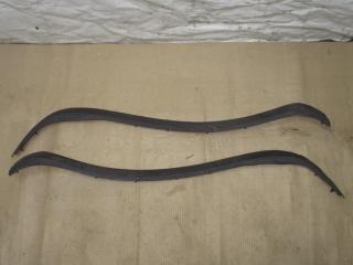 молдинг (накладка кузовная) Volkswagen Golf Plus 1 поколение 2005, 1.9 л., TDi, BKC, дизель, МКПП, серый, хетчбэк 5 дв., передний привод, 5M0839373C, 5M0839374C