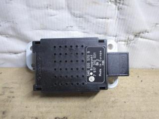 усилитель антенны Volkswagen Golf Plus 1 поколение 2005, 1.9 л., TDi, BKC, дизель, МКПП, серый, хетчбэк 5 дв., передний привод, 5M0035570B