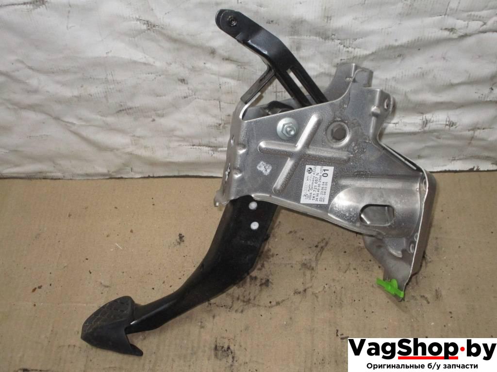 педаль тормоза Volkswagen Golf Plus 1 поколение 2005, 1.9 л., TDi, BKC, дизель, МКПП, серый, хетчбэк 5 дв., передний привод, 1K1721037N - фото №1